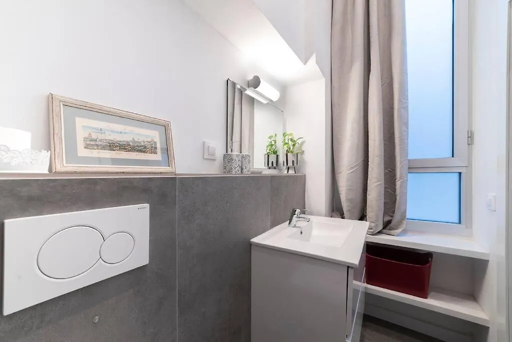Precioso Apartamento Nuevo En Sevilla Centro 6 Pax Wifi Spain